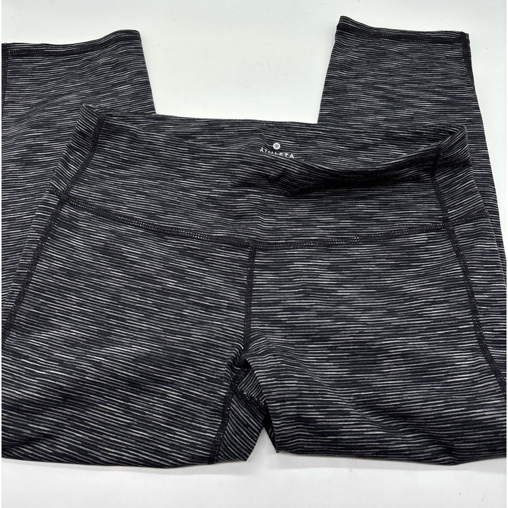 Athleta Leggings Tight Crop Capri Dark Gray Black Stripe Sz M